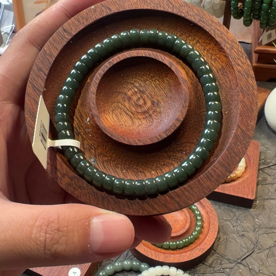 和田玉未镶嵌手链