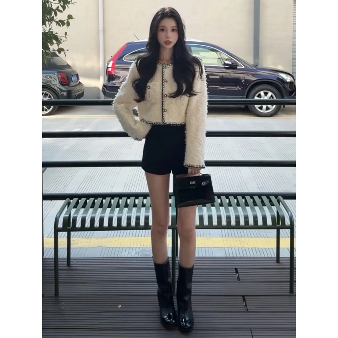 秋季新款小香风高级感白色气质休闲通勤短款外套女宽松显瘦上衣