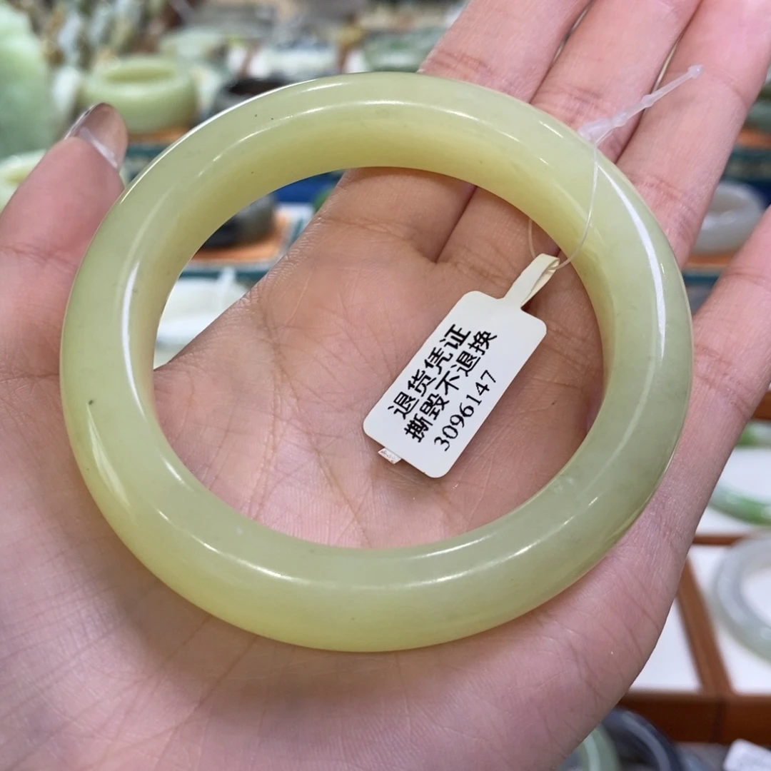 和田玉未镶嵌手镯若羌黄口柠檬黄飘青花58➕