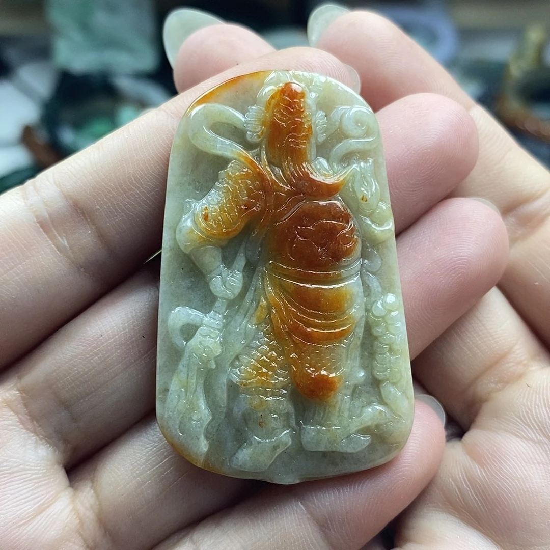 翡翠未镶嵌颈饰牌子