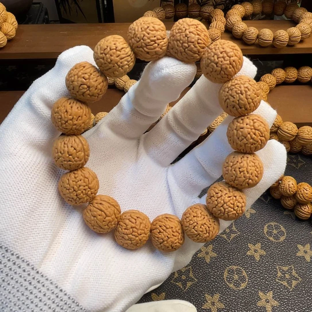 桃核手串满天星手串