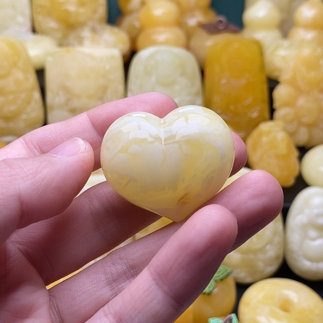 琥珀颈饰未镶嵌琥珀蜜蜡