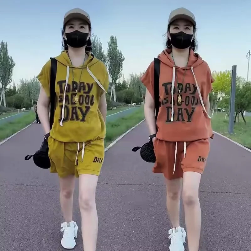 休闲时尚两件套装女2025年夏新款连帽字母印花短袖T恤+短裤五分裤