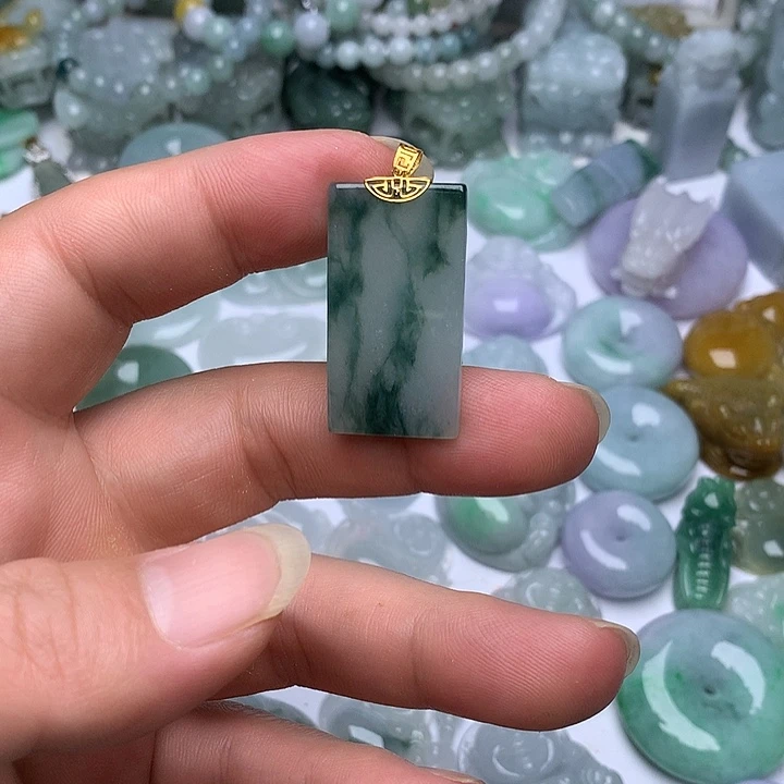 翡翠未镶嵌颈饰天然翡翠