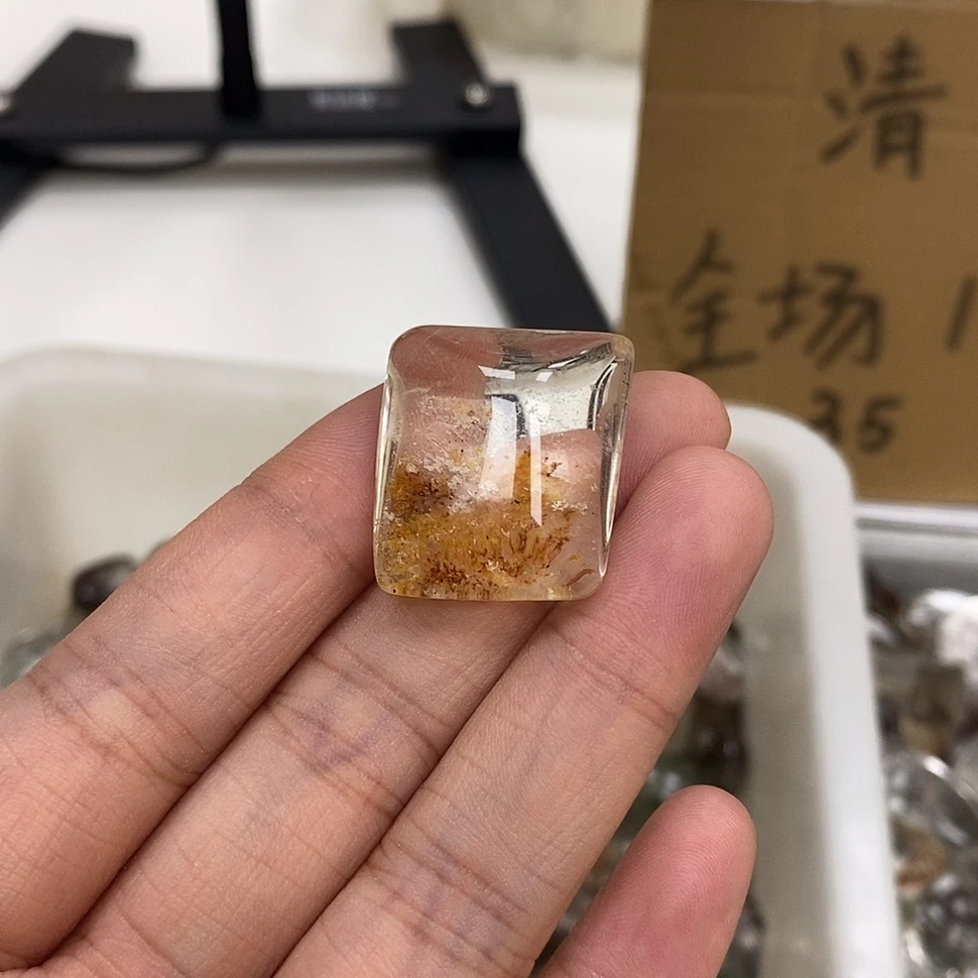 未镶嵌颈饰水晶慕*水晶