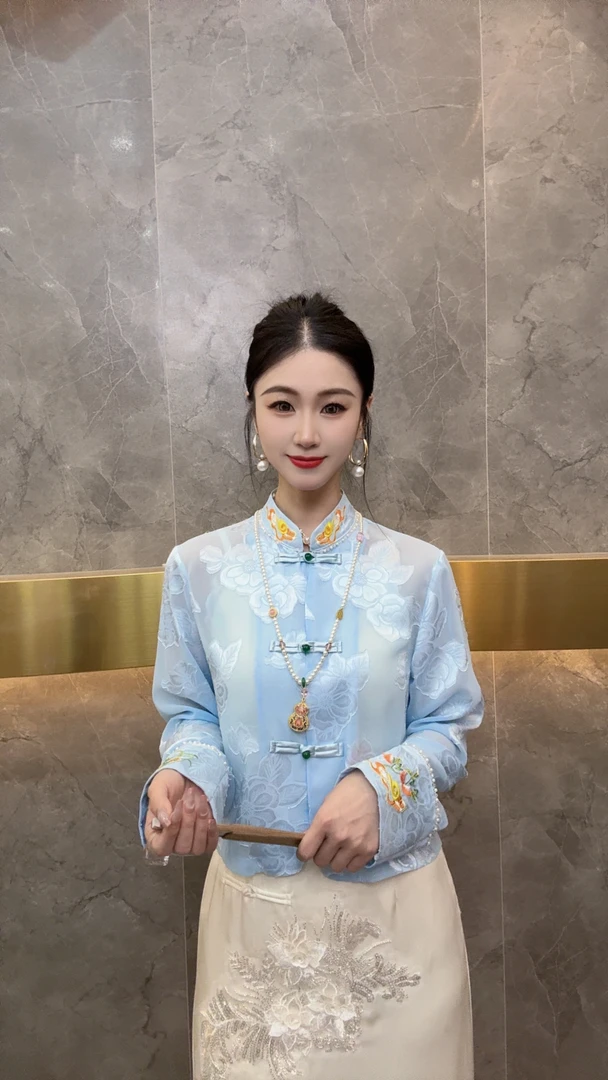 3693新国潮【一鹿生花】提花刺绣气质防晒外套