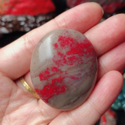 昌化鸡血石昌化鸡血石原石挂件