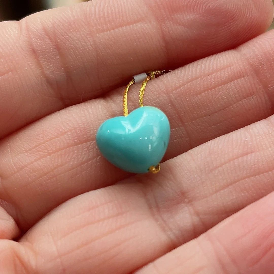 绿松石颈饰未镶嵌