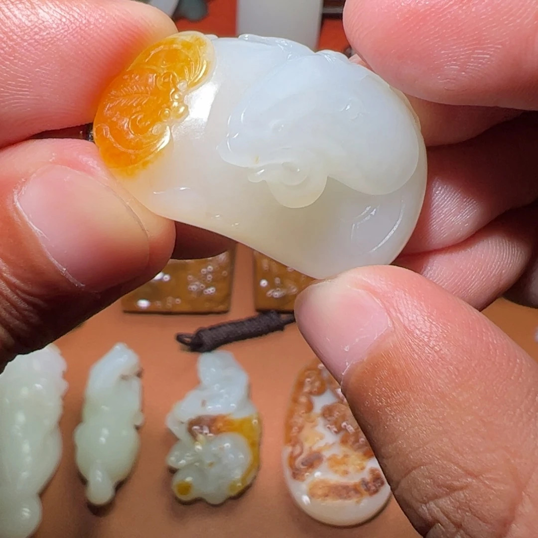 和田玉未镶嵌挂件