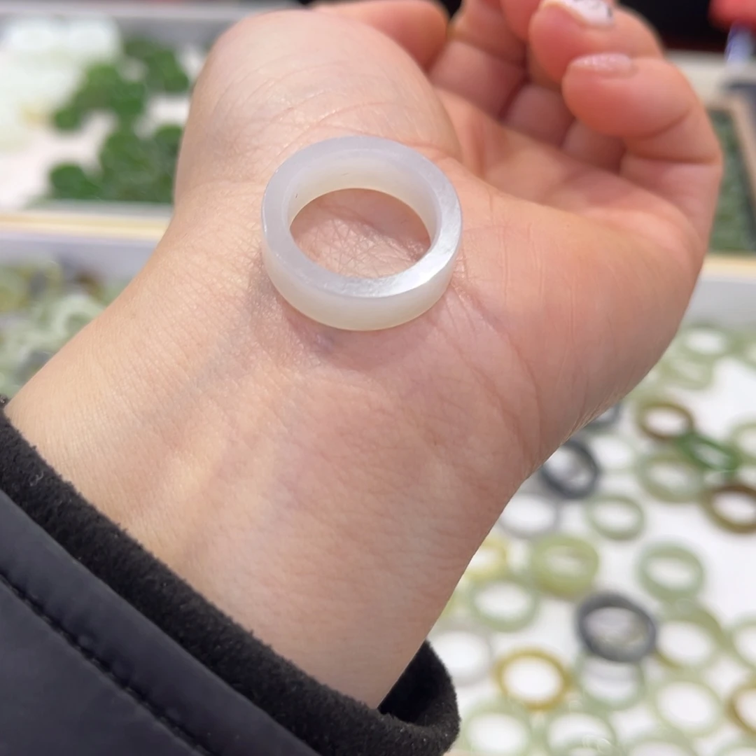 和田玉戒指未镶嵌꧁****꧂