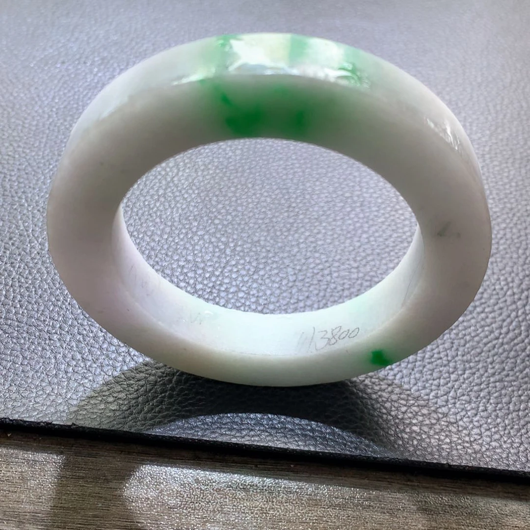 未镶嵌60定制翡翠牛奶底白底青