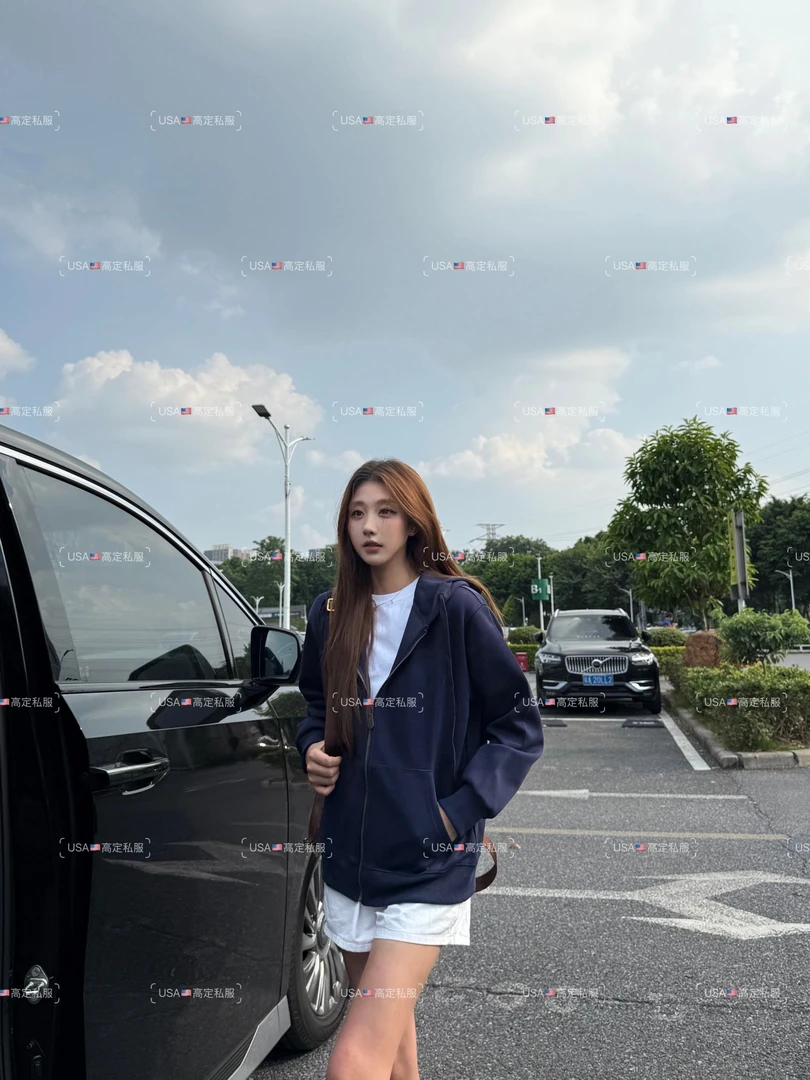 秋冬新款拉链抽绳刺绣百搭情侣连帽卫衣外套【男女同款】