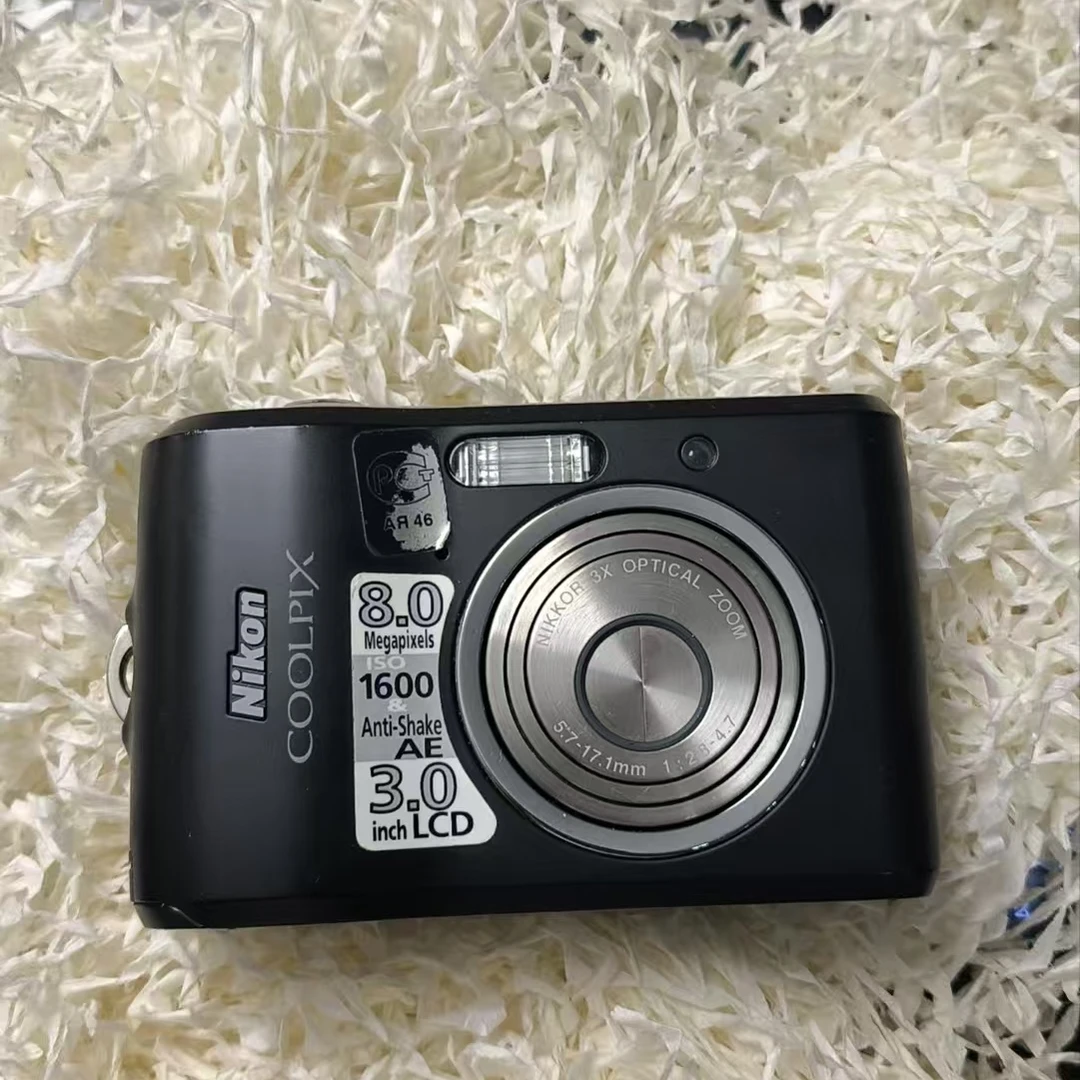 95新 Nikon/尼康 尼康L18黑色800W像素3倍变焦带原盒