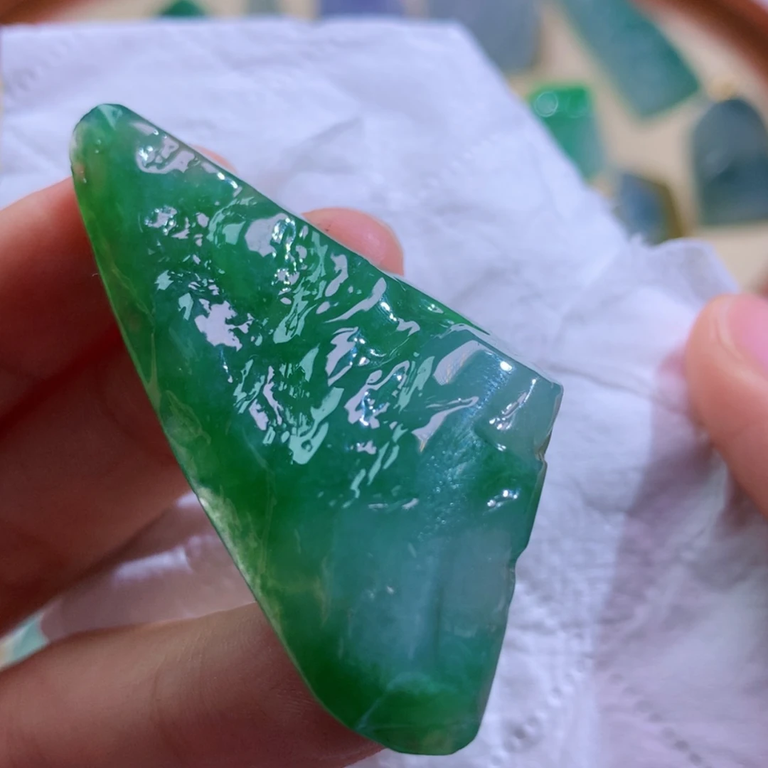 【闪购商品】翡翠未镶嵌吊坠(不含链)