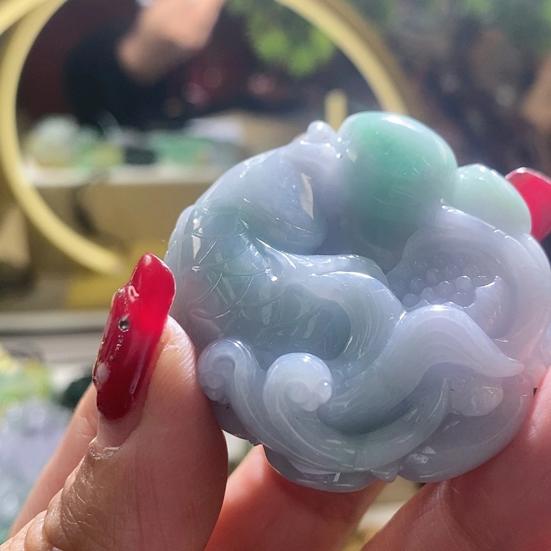 【闪购商品】翡翠颈饰未镶嵌鱼