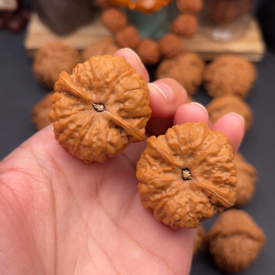 文玩核桃把件蛙边38