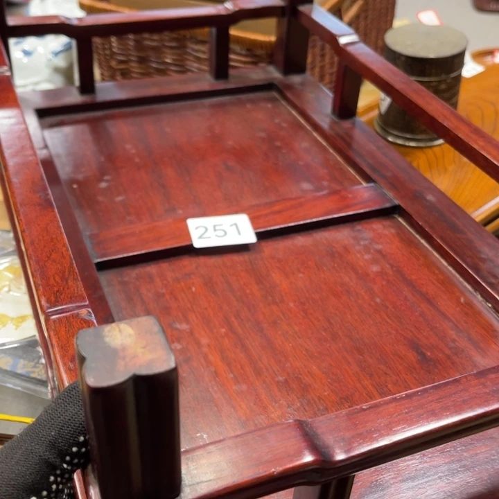 中古物品默认微瑕不退不换