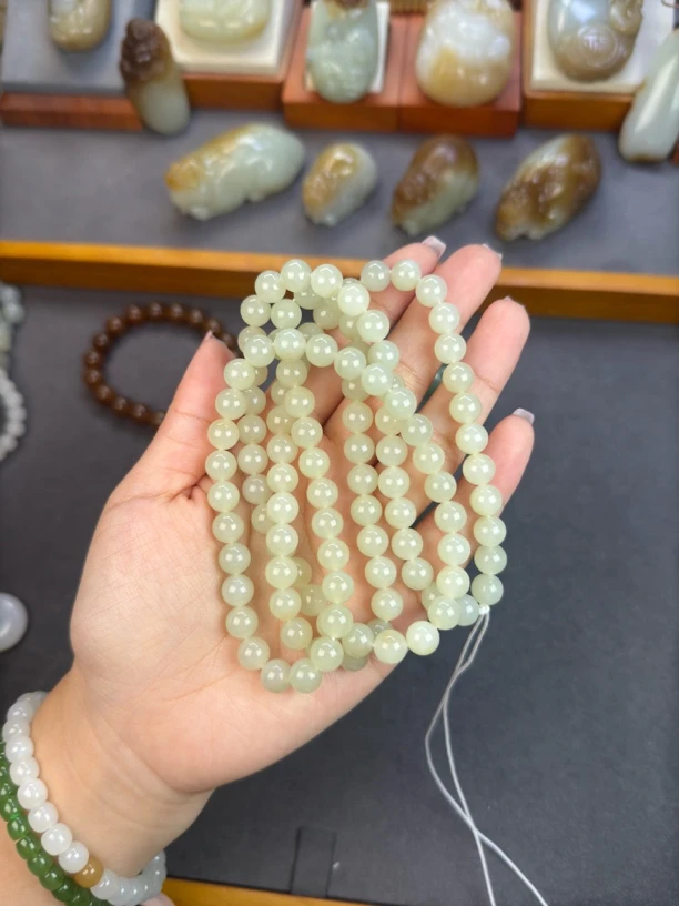 卞玉坊和田玉链子