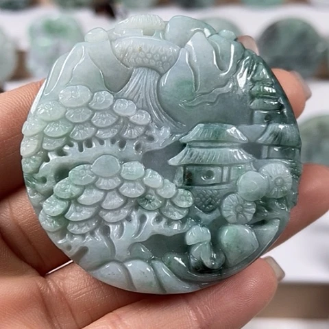 翡翠颈饰未镶嵌山水两面工福利，
