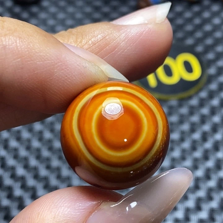 用***6未镶嵌颈饰玛瑙/玉髓