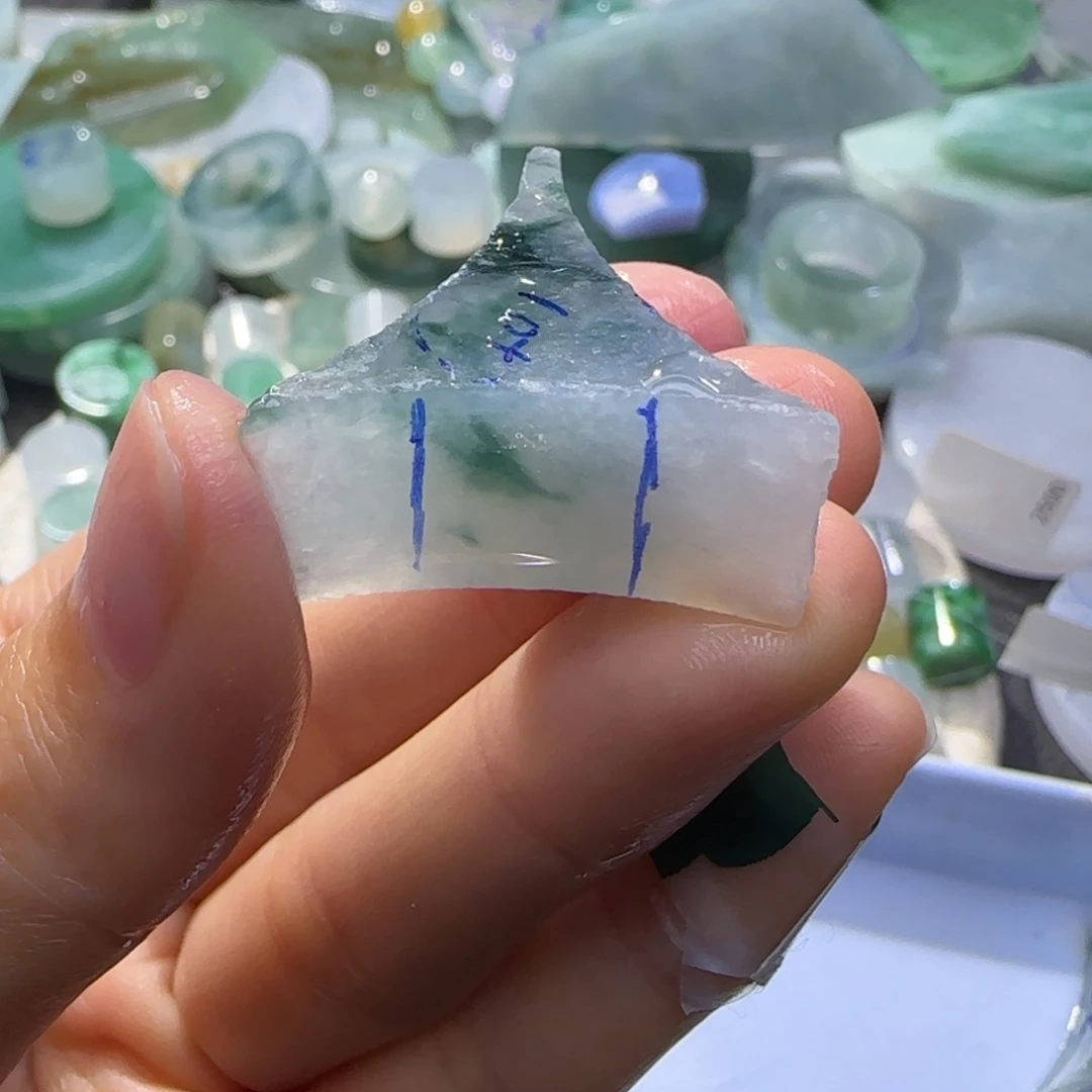 定制翡翠未镶嵌翡翠
