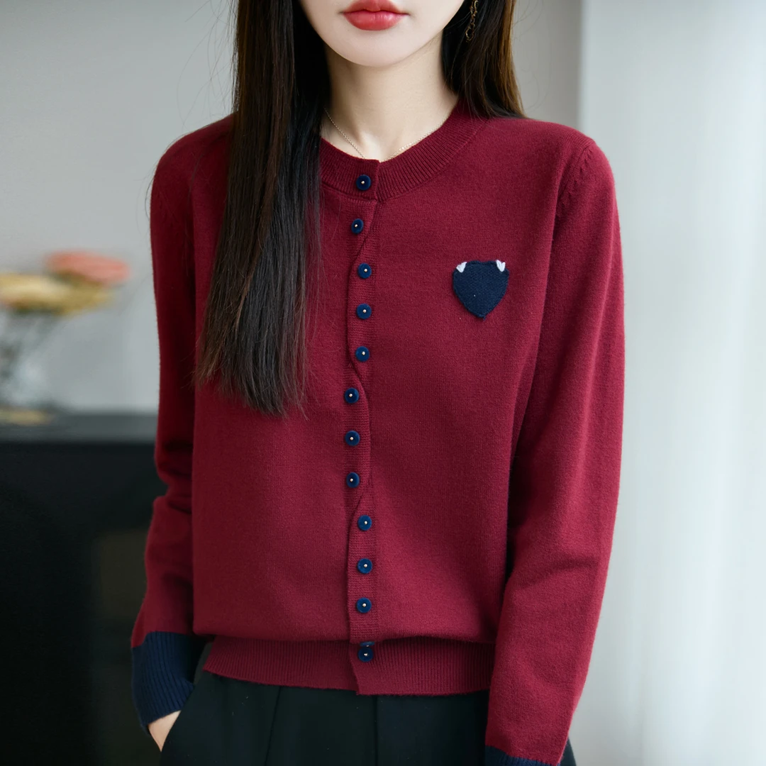 胖mm春秋大码女士毛衣遮肚子巨显瘦上衣爆款内搭可外穿针织打底衫