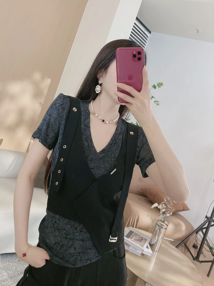 【橦颜女装】假两件拼接帅气百搭T恤8888