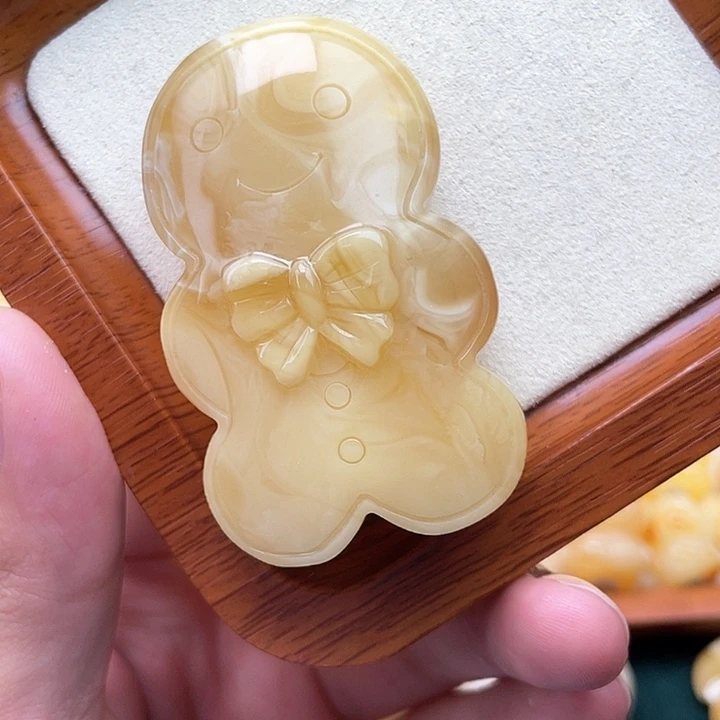 琥珀裸石未镶嵌蜜蜡