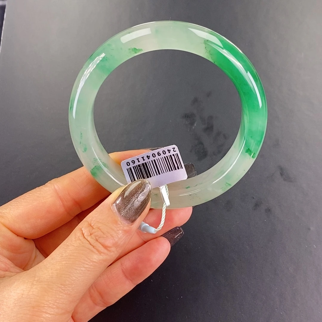 石英质玉手镯未镶嵌非洲翠手镯