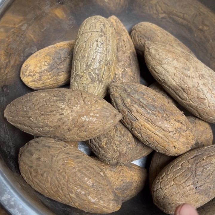 千眼菩提吊坠刷料胖墩，10 个。