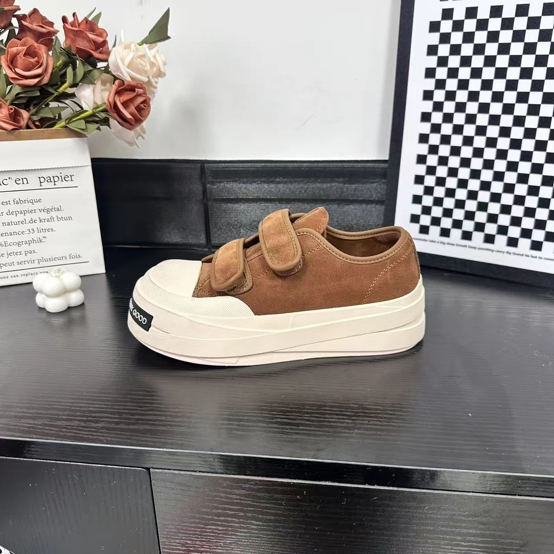 春季新款时尚休闲女鞋百搭潮流饼干鞋舒适冷粘工艺9072-1