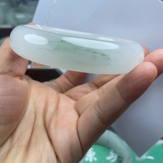 石英质玉（金丝玉）未镶嵌手镯