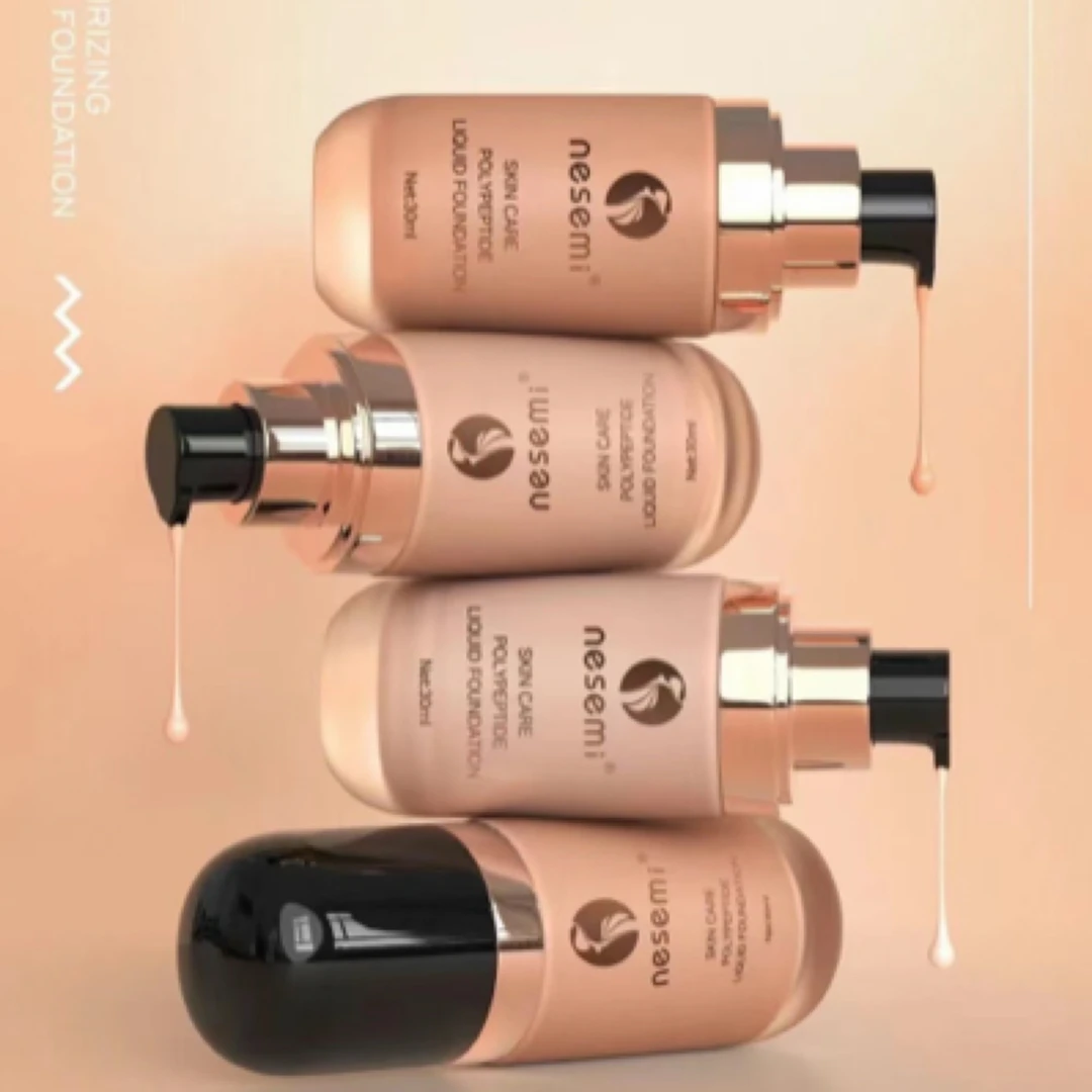 多肽亲肤粉底液滋润水光