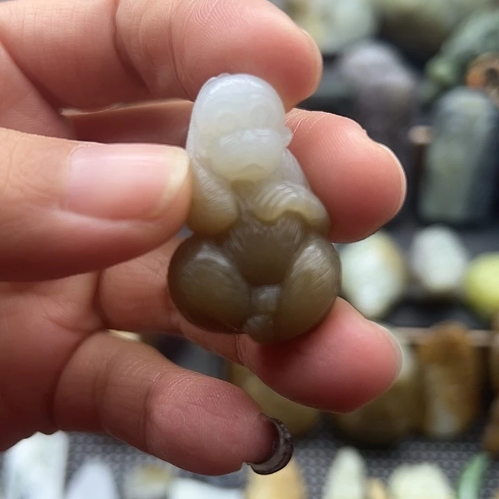 和田玉（糖玉）未镶嵌颈饰