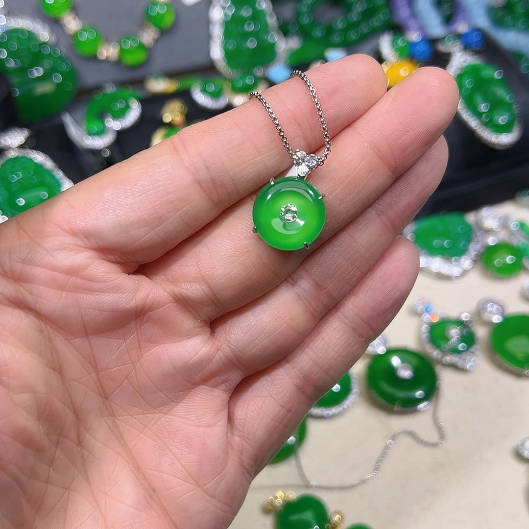 玛瑙/玉髓合金吊坠(赠链)