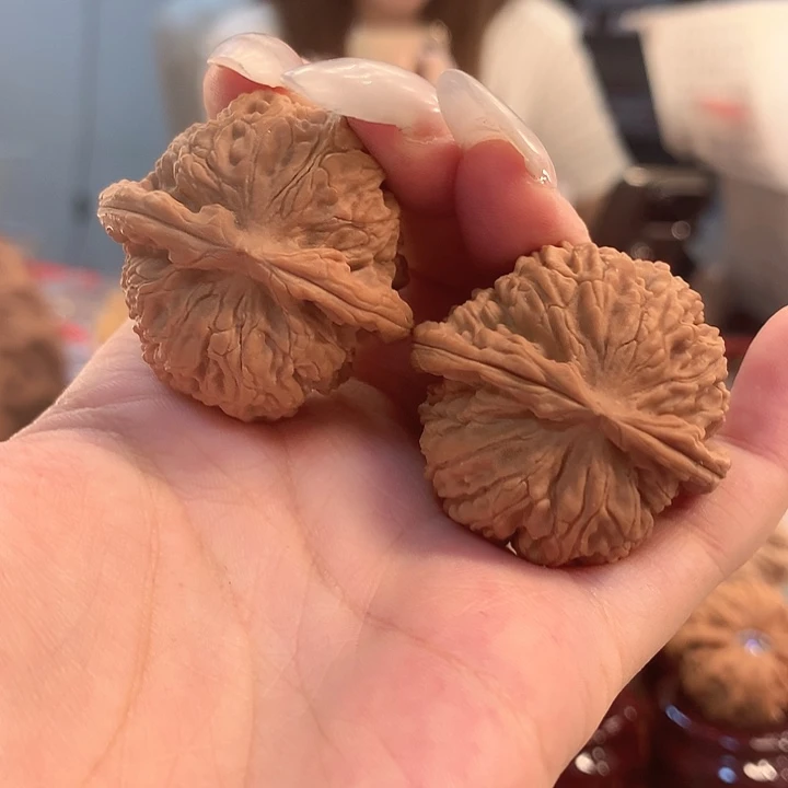 吊坠文玩核桃36 球白