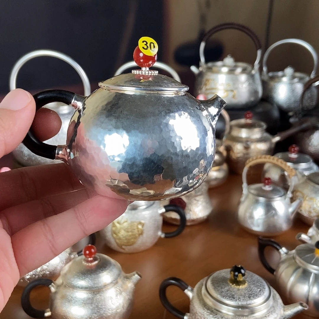 1***。纯手工制作茶壶泡茶