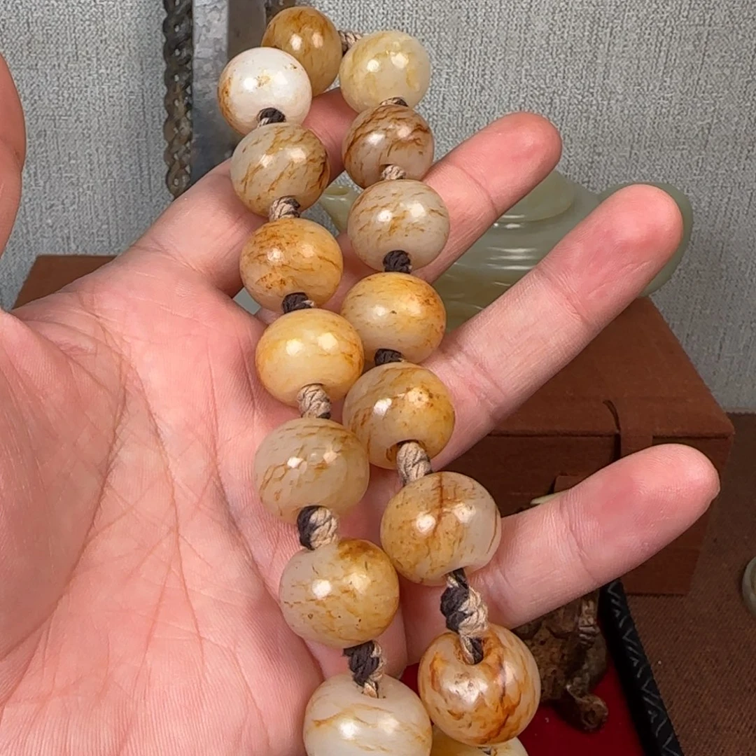 用***8非常精美的脖挂件