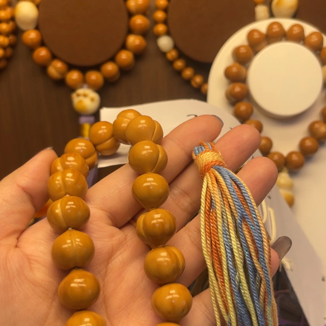 胡***子猴头核桃微瑕屁桃➕手工流苏2号