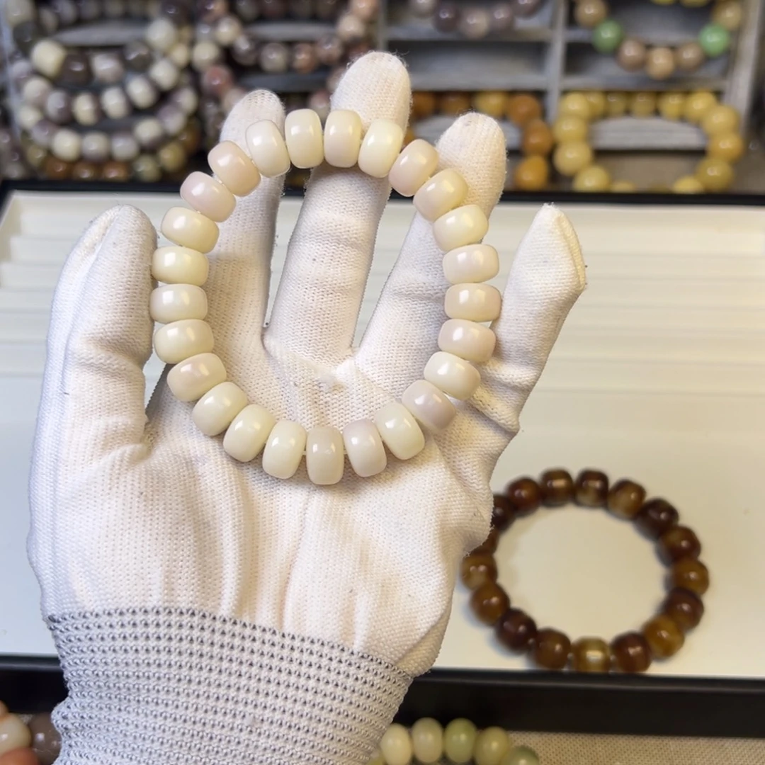 菩提根/象牙果手串浅紫瓷料药片卡12.2