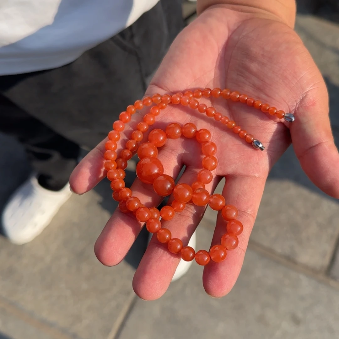 南红玛瑙未镶嵌颈饰