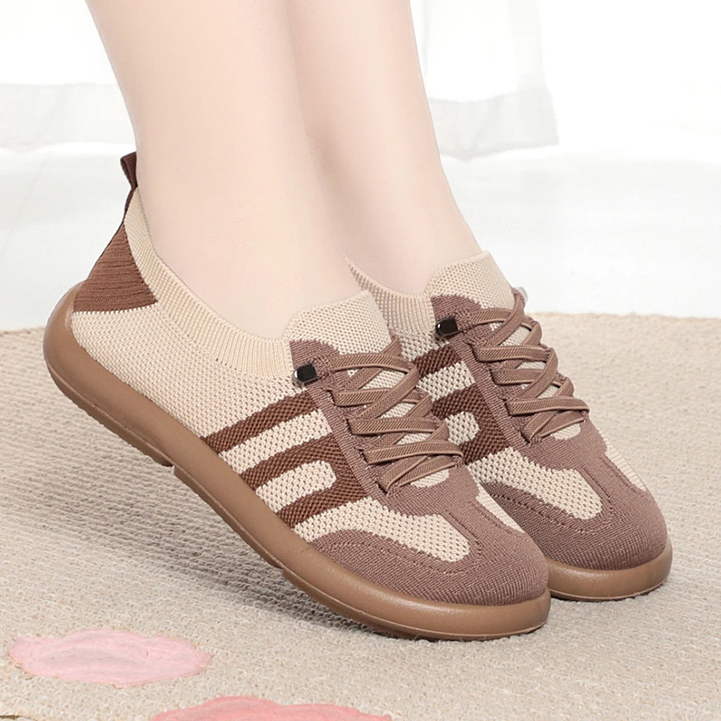 老北京布鞋女款2025新款爆款春秋运动休闲鞋女透气防滑羽毛球鞋