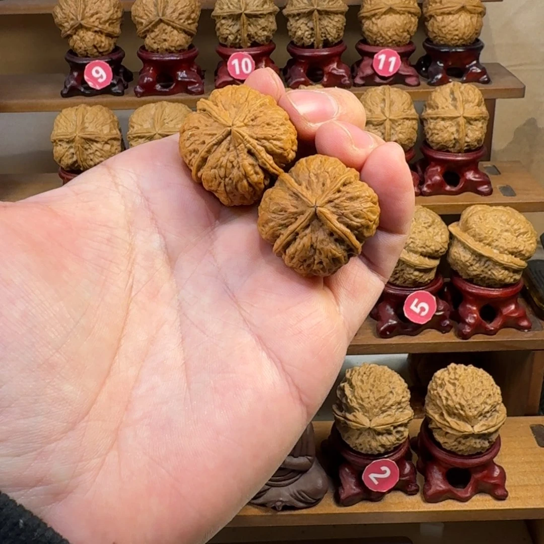 铁核桃把件磨盘四方砖