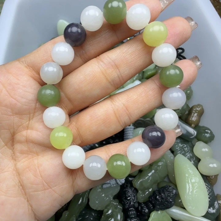 和田玉未镶嵌珠宝奇石卡10