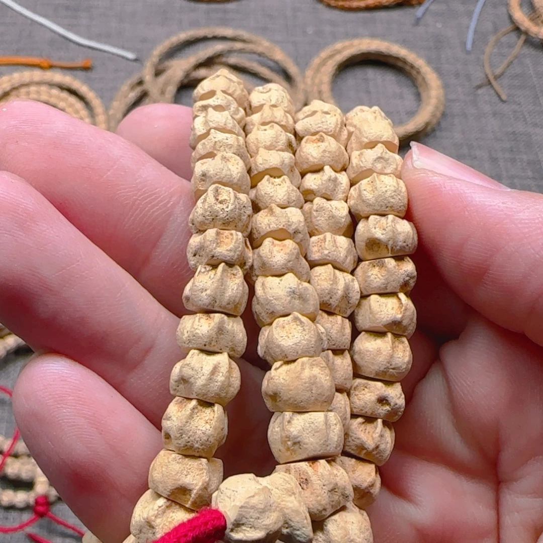 柏香籽/百香籽吊坠6****吗