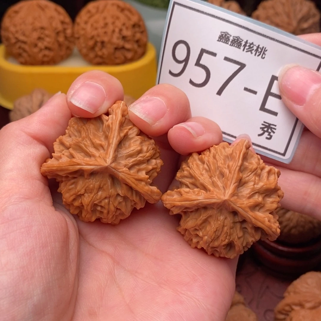 文玩核桃把件盘山奔39