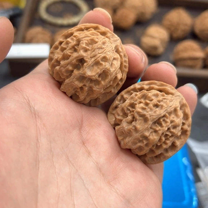 文玩核桃吊坠苹果园苹果园核桃