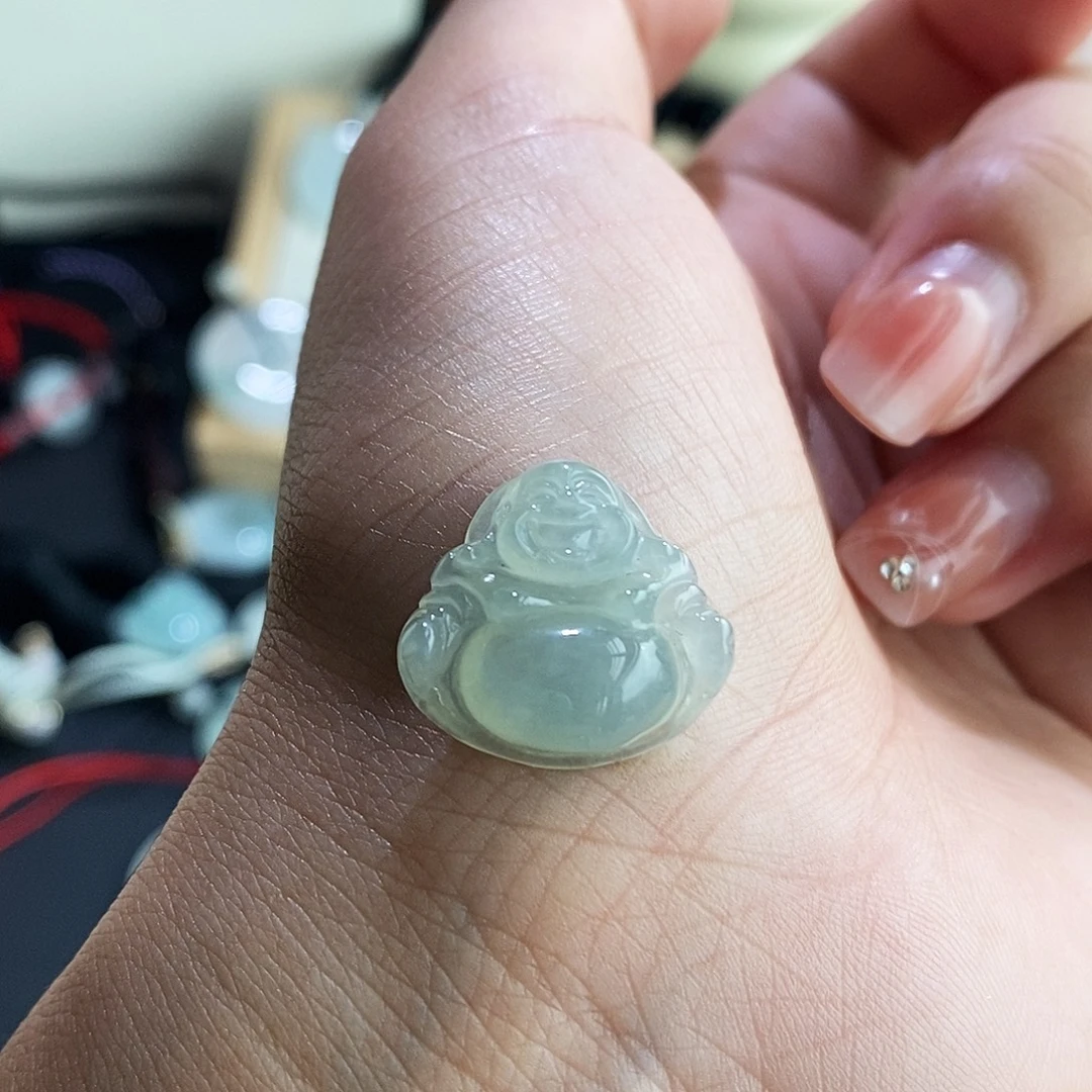 翡翠未镶嵌颈饰翡翠首饰