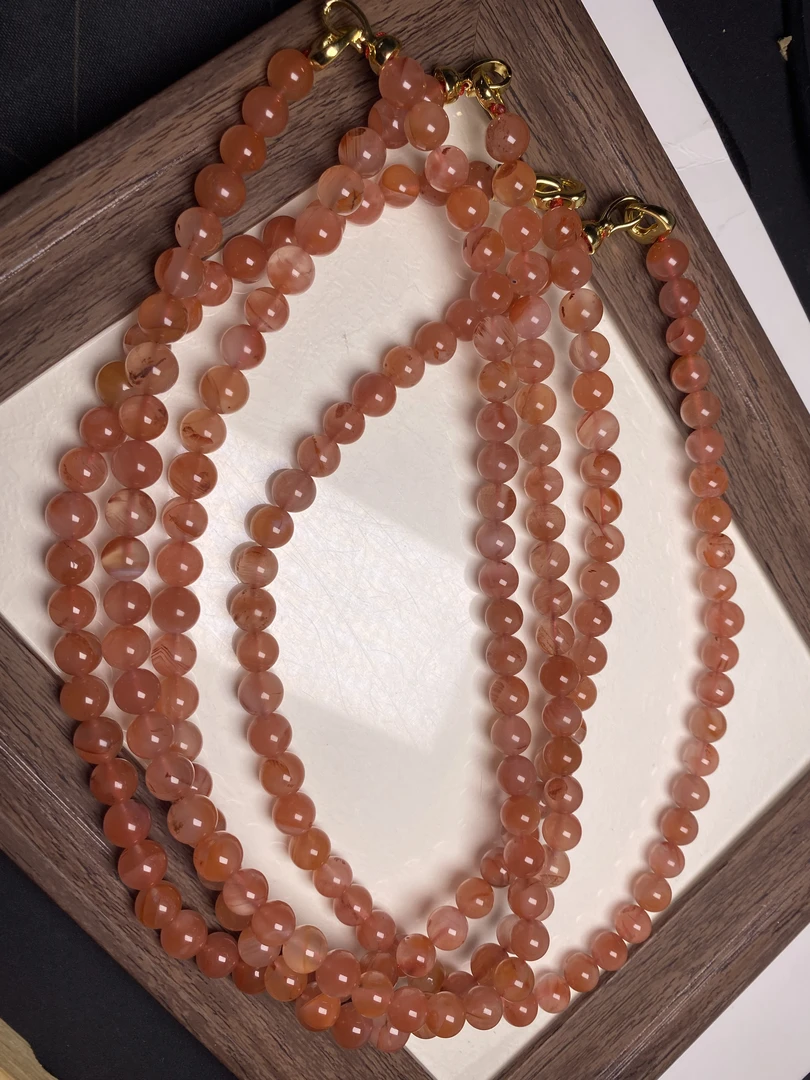 1535南红玛瑙樱桃红妈妈连约9mm（拍一发一不配证书）