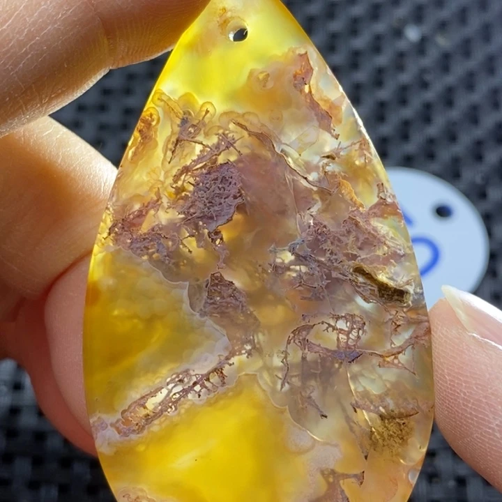 未镶嵌颈饰玛瑙/玉髓宝*